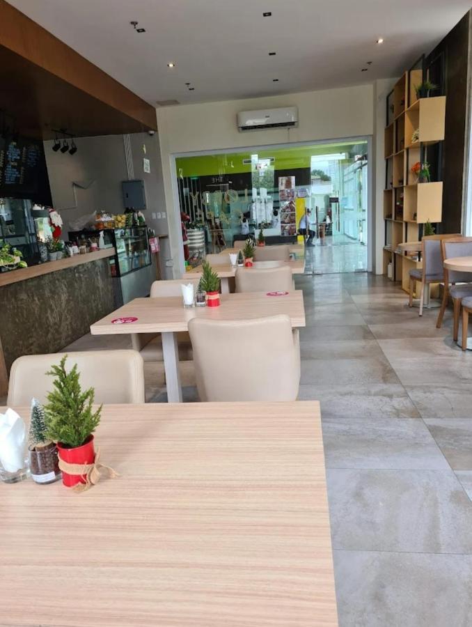 Spacious Minimalist Studio At Matina Enclaves Davao City Exterior foto